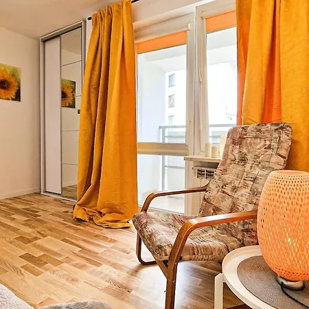 Quiet Next To Polin Museum. Fast Wifi / Tv Apartment Warsaw